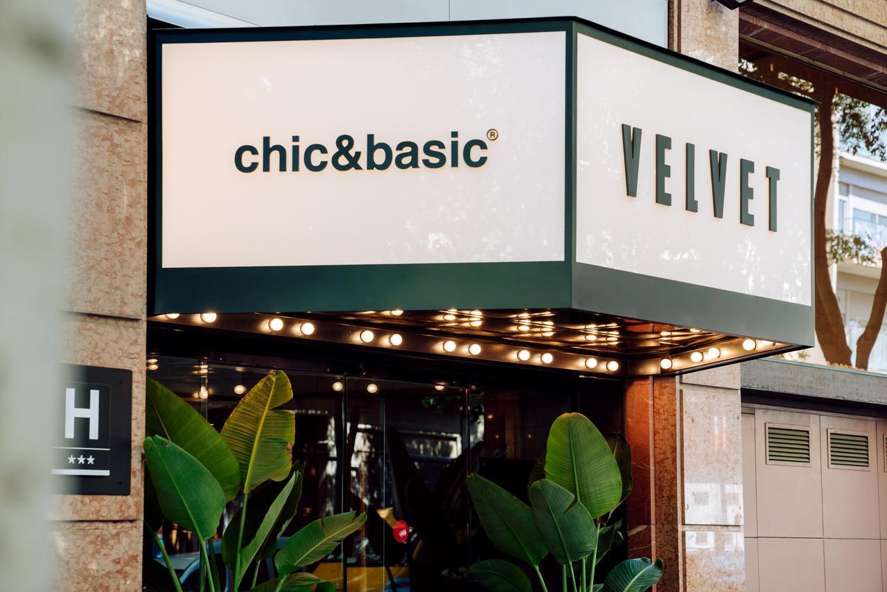 Chic & Basic Velvet Hotell Barcelona Eksteriør bilde